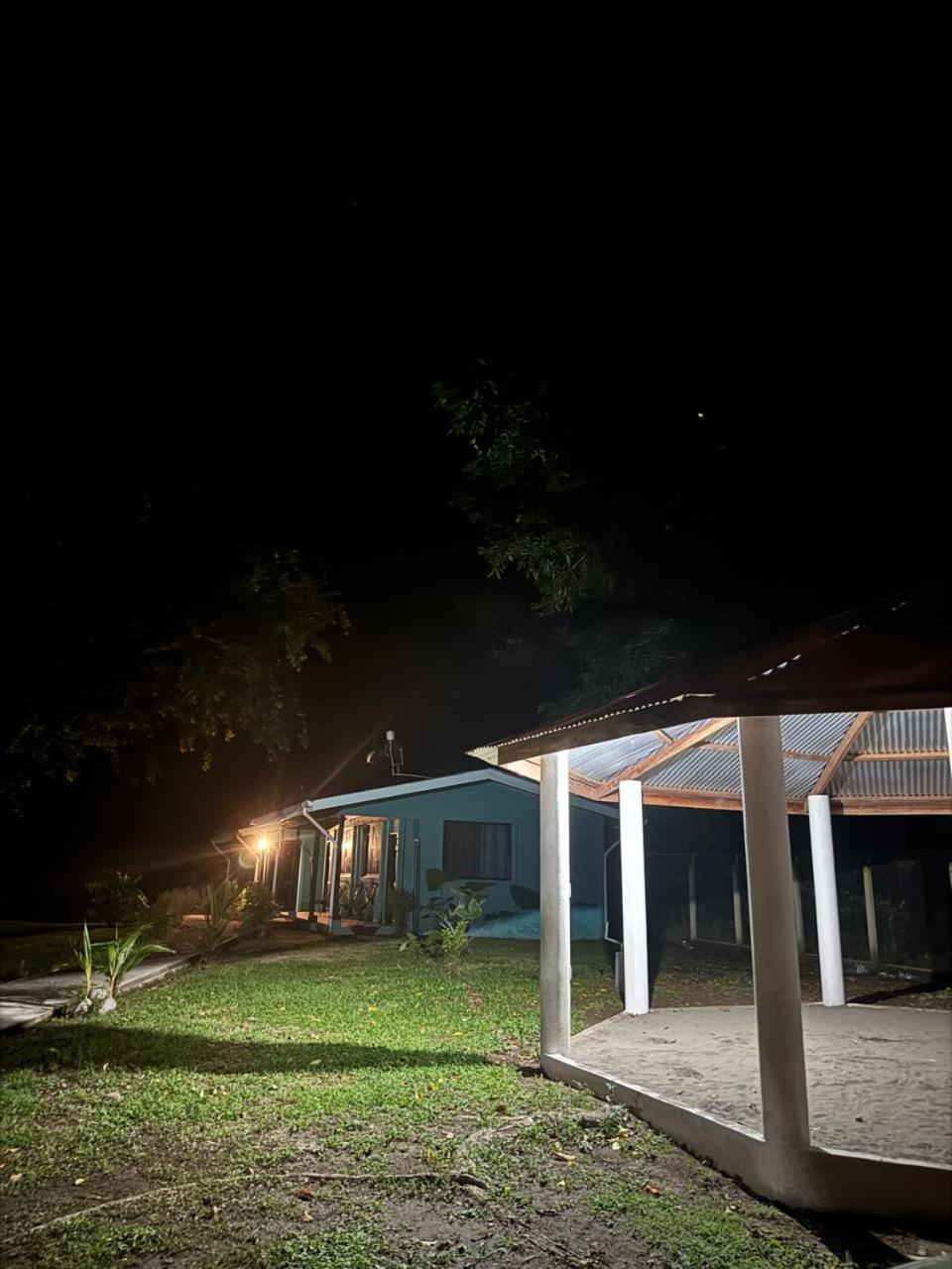 The Secret Eco Lodge Tortuguero Ngoại thất bức ảnh